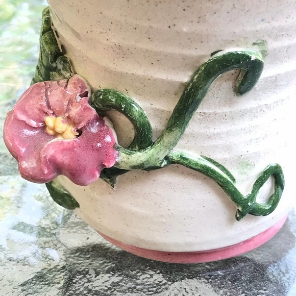 Floral Pottery Makeup Brush/Pen-Pencil Holder/Handcrafted from my Clay Studio - Picture 4 of 12